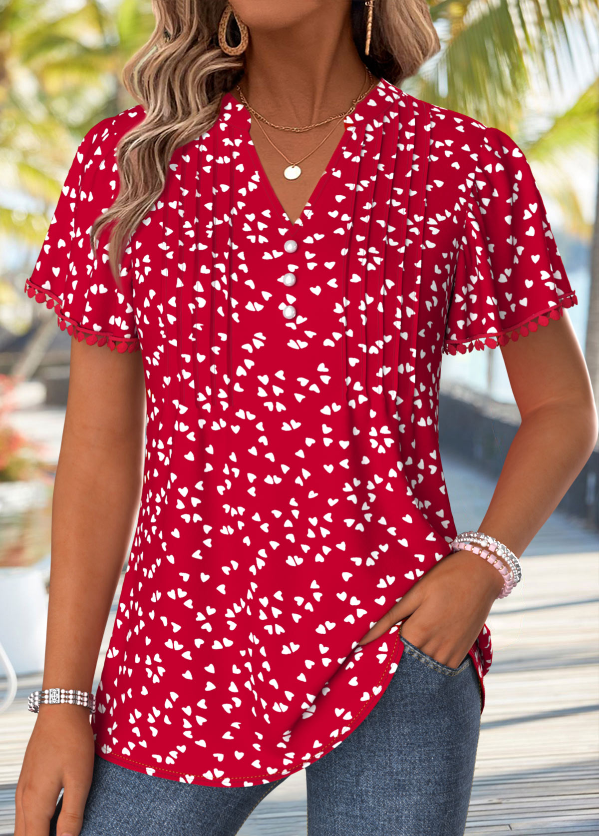 Heart Print Curved Hem Red Short Sleeve T Shirt
