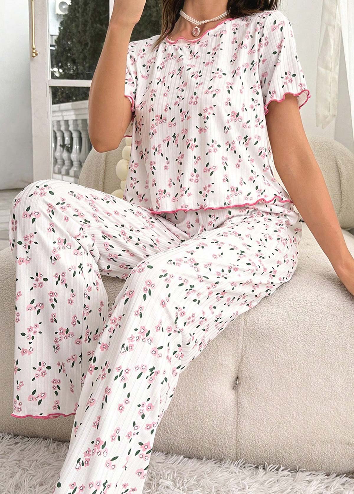 Ditsy Floral Print White Lounge Top and Pants