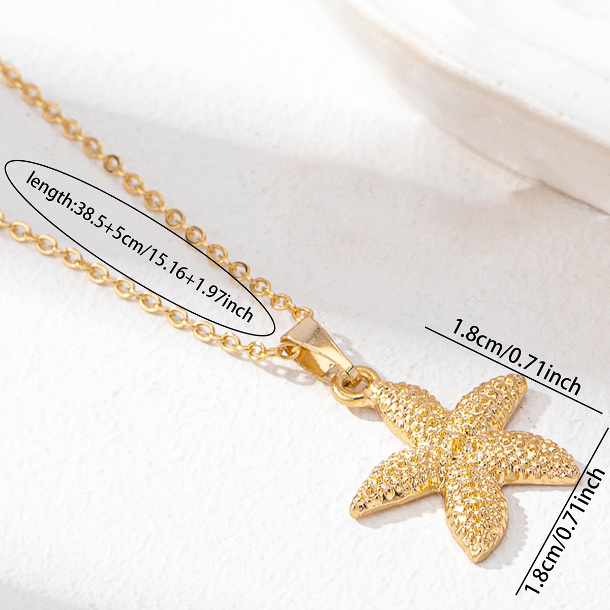 Golden Starfish Design Animal Alloy Necklace