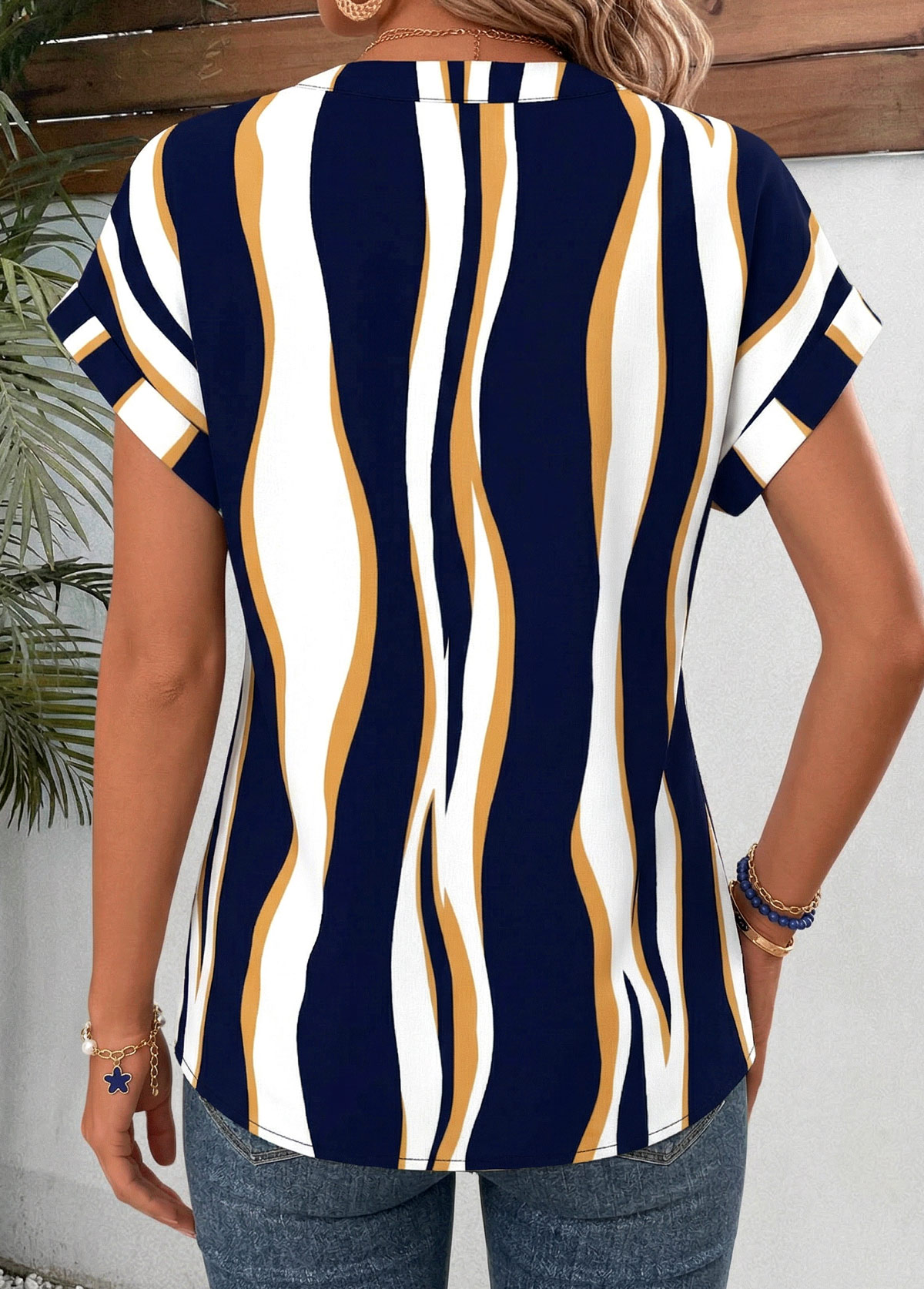 Geometric Print Curved Hem Navy Short Sleeve Blouse
