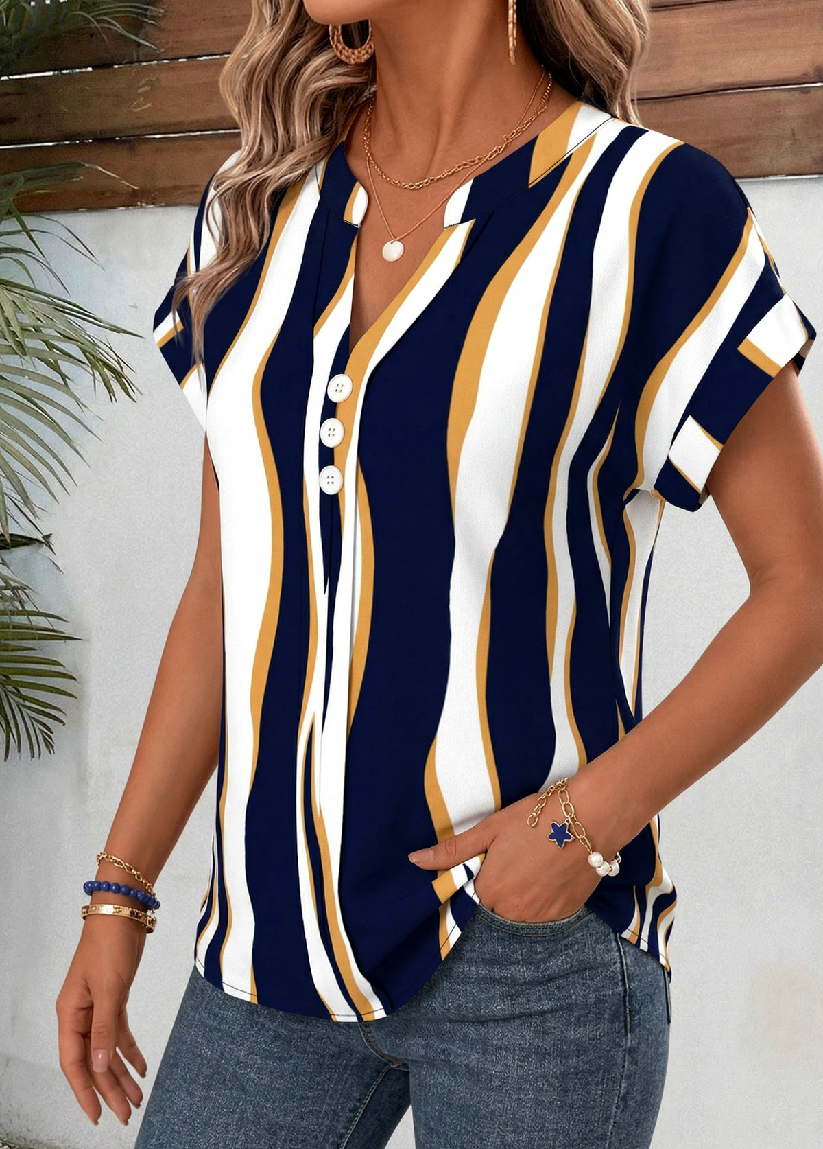 Geometric Print Curved Hem Navy Short Sleeve Blouse