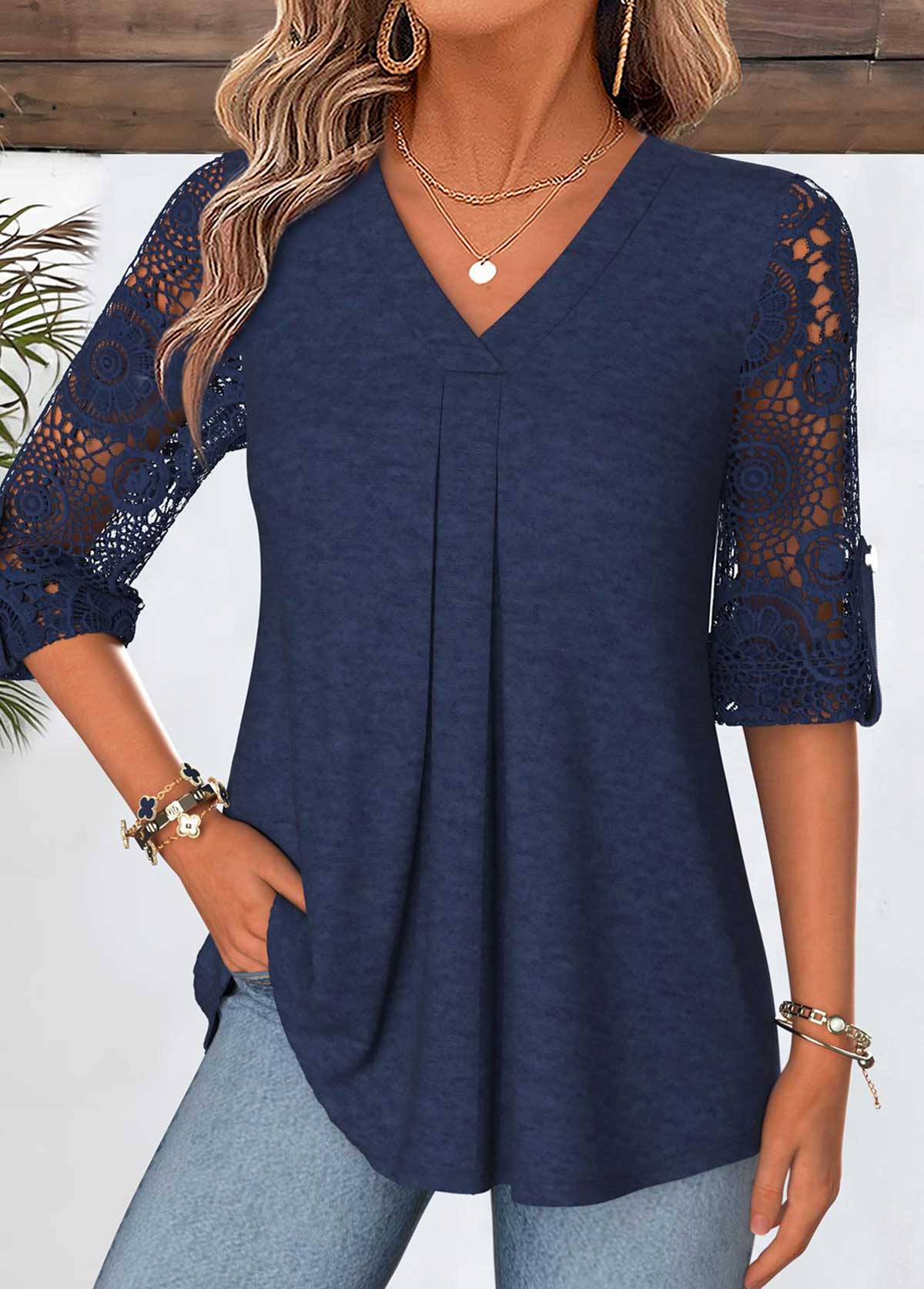 Curved Hem Navy 3/4 Sleeve V Neck Blouse