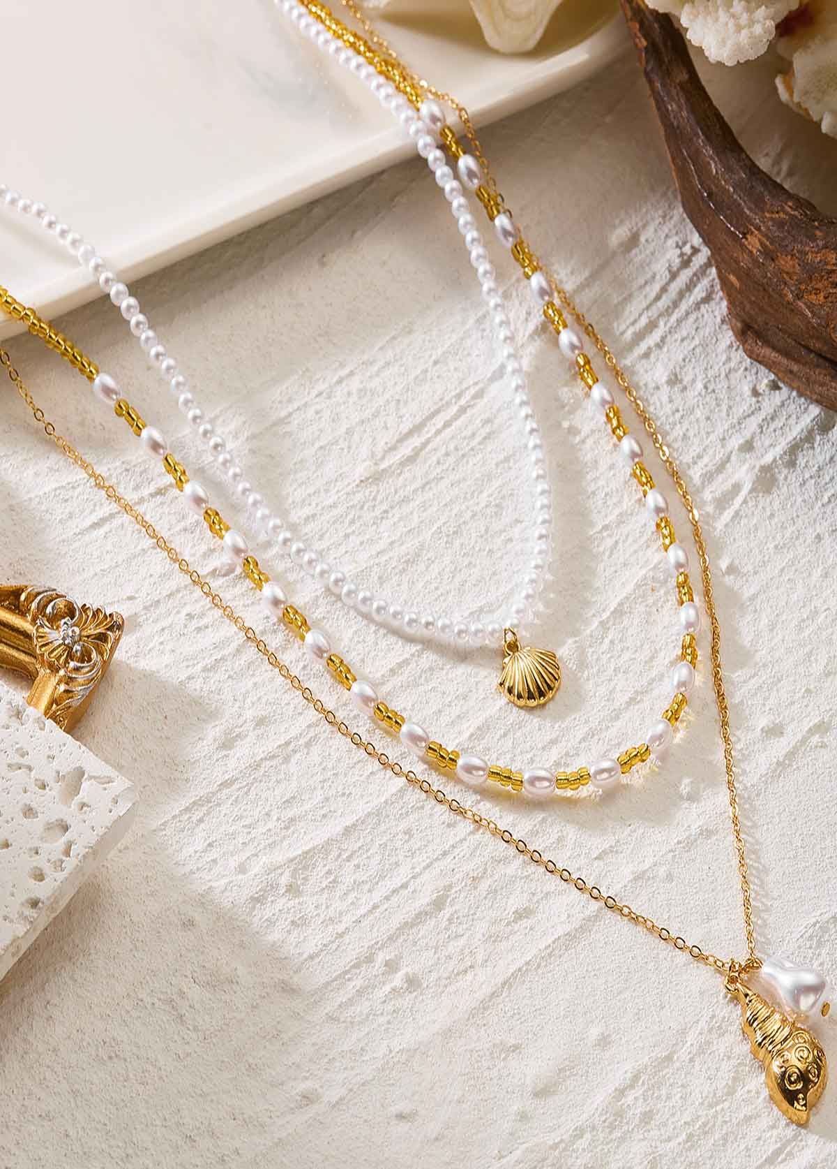 Beige Color Shell Alloy Detail Necklace
