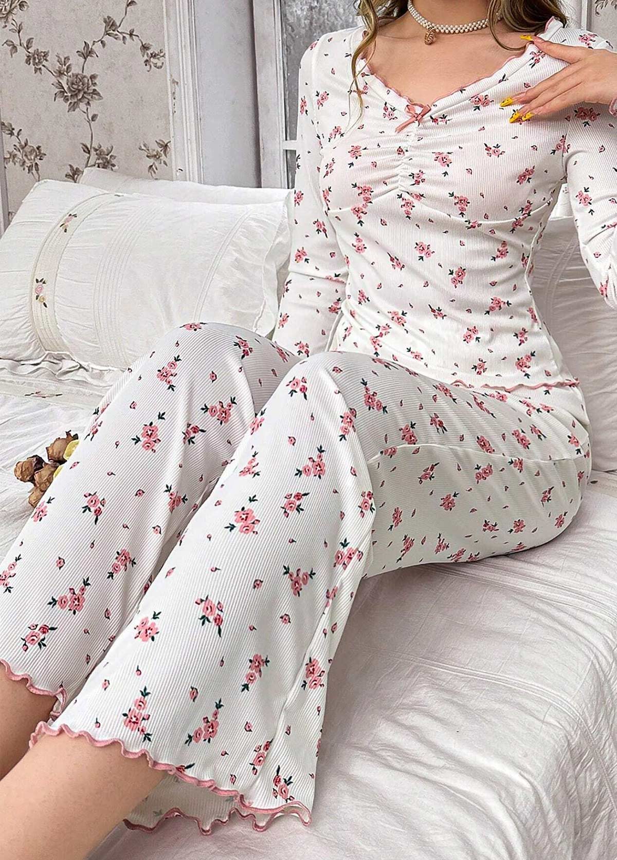 Ditsy Floral Print Light Pink Lounge Top and Pants
