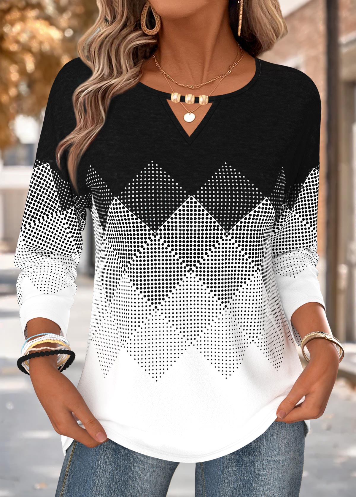 Geometric Print Curved Hem Black Long Sleeve T Shirt