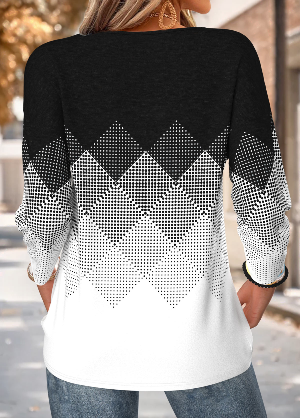 Geometric Print Curved Hem Black Long Sleeve T Shirt