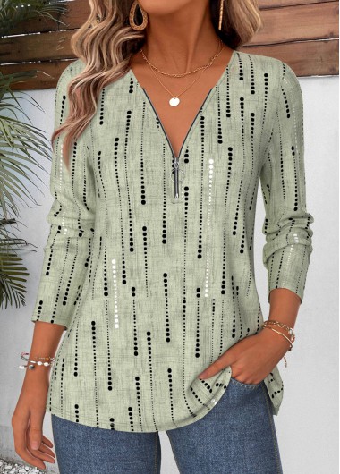 Geometric Print Curved Hem Sage Green T Shirt Geometric Print Curved Hem Sage Green T Shirt